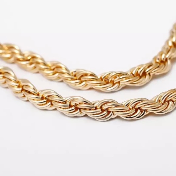 NEW 18k Gold PlatedCuban Twisted Choker Necklace - Picture 4 of 6
